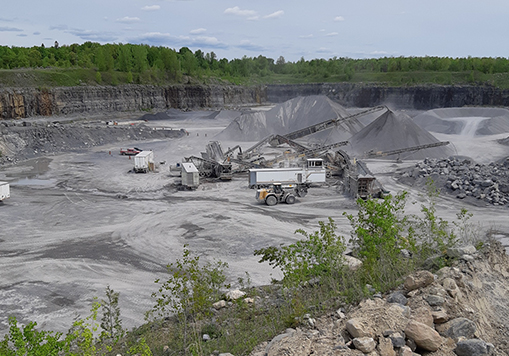Greenvalley Quarry crushing
